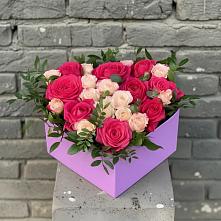 Цветочная композиция из Розы в коробке в Светогорске