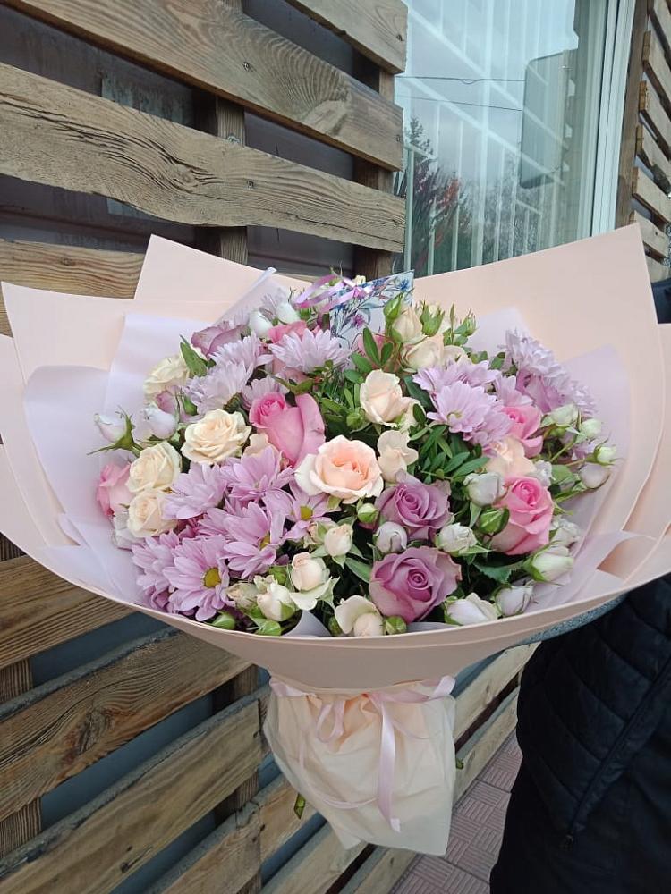 Букет цветов из: Розы и Хризантемы в Светогорске