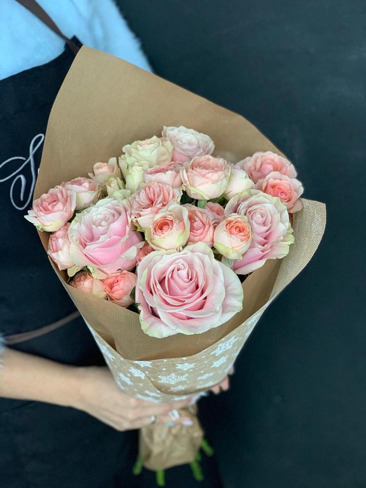 Букет цветов из: Хризантемы и Розы в Светогорске