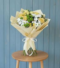 Букет цветов из:  Хризантемы и Розы в Светогорске