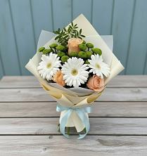 Букет цветов из:  Герберы, Розы и Хризантемы в Светогорске